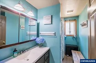 350 W Pine St, Sweet Home, OR 97386 - Photo 14