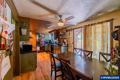 350 W Pine St, Sweet Home, OR 97386 - Photo 8