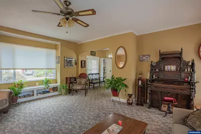 1925 River Rd, Lebanon, OR 97355 - Photo 12