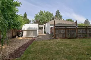1035 NE Ford St, McMinnville, OR 97128 - Photo 38