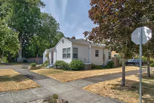 1035 NE Ford St, McMinnville, OR 97128 - Photo 6