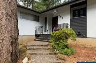 881 Huron Ct SE, Salem, OR 97302 - Photo 4