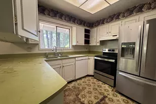 881 Huron Ct SE, Salem, OR 97302 - Photo 18