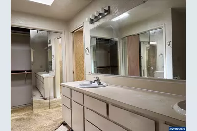 881 Huron Ct SE, Salem, OR 97302 - Photo 32