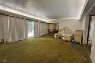 881 Huron Ct SE, Salem, OR 97302 - Photo 10