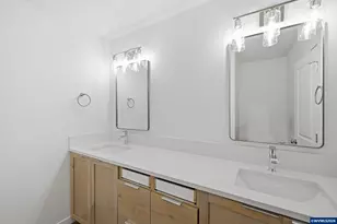 1251 Brown (-1255) St, Woodburn, OR 97071 - Photo 40