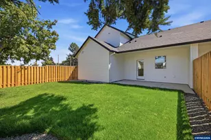 1251 Brown (-1255) St, Woodburn, OR 97071 - Photo 18