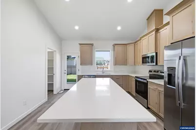 1251 Brown (-1255) St, Woodburn, OR 97071 - Photo 8