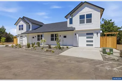 1251 Brown (-1255) St, Woodburn, OR 97071 - Photo 4