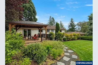 5676 SE Hillwood Cir, Milwaukie, OR 97267 - Photo 2