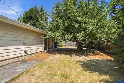 510 E Sherman St, Lebanon, OR 97355 - Photo 36