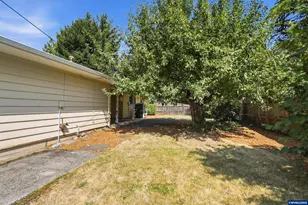 510 E Sherman St, Lebanon, OR 97355 - Photo 36