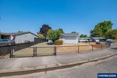 3623 Jefferson Pl SE, Albany, OR 97322 - Photo 2