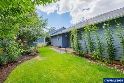 5746 Flairstone Dr SE, Salem, OR 97306 - Photo 28