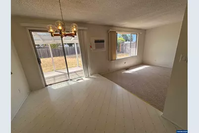 3704 Hill St SE, Albany, OR 97322 - Photo 6
