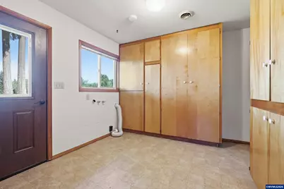 36765 Glaser Dr, Scio, OR 97374 - Photo 16