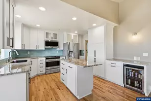 33833 Sunnyview Dr NE, Albany, OR 97322 - Photo 10
