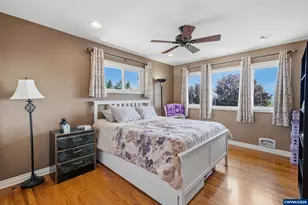 954 Terrace Dr NW, Salem, OR 97304 - Photo 8