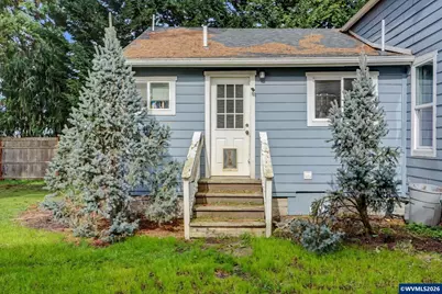 213 Mill St, Silverton, OR 97381 - Photo 6