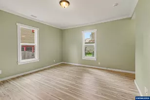 213 Mill St, Silverton, OR 97381 - Photo 12