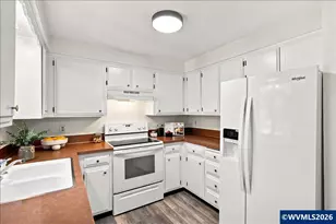 247 McNary Heights Dr N, Keizer, OR 97303 - Photo 12