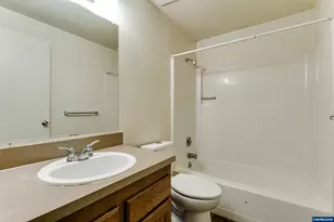 920 Echo Hollow Rd, Eugene, OR 97402 - Photo 18