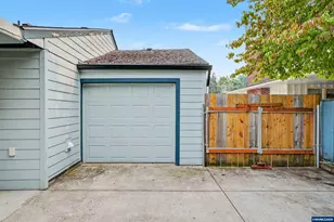 659 E Sherman St, Lebanon, OR 97355 - Photo 40