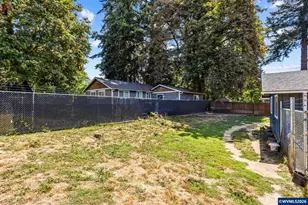 402 SW Ivy Rd, Estacada, OR 97023 - Photo 32