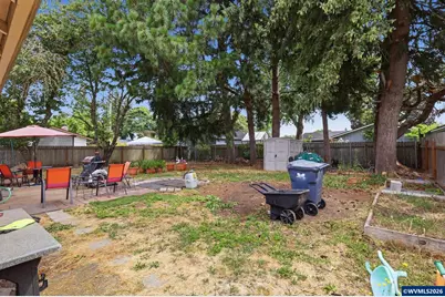 1675 N Danebo Av, Eugene, OR 97402 - Photo 32