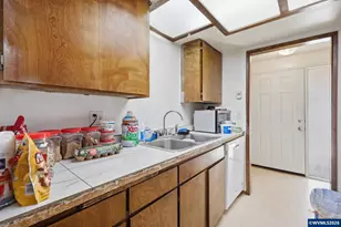 1675 N Danebo Ave, Eugene, OR 97402 - Photo 14