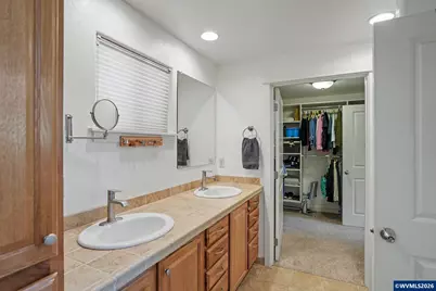 810 NW Lyman Dr, Corvallis, OR 97330 - Photo 14