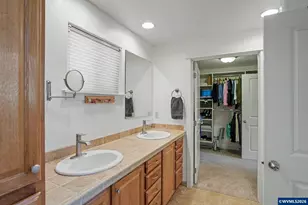 810 NW Lyman Dr, Corvallis, OR 97330 - Photo 14