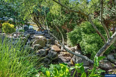 810 NW Lyman Dr, Corvallis, OR 97330 - Photo 48