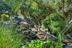810 NW Lyman Dr, Corvallis, OR 97330 - Photo 48