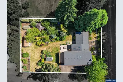 810 NW Lyman Dr, Corvallis, OR 97330 - Photo 4