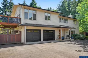 810 NW Lyman Dr, Corvallis, OR 97330 - Photo 2