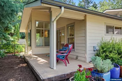 810 NW Lyman Dr, Corvallis, OR 97330 - Photo 36