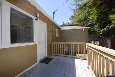 1075 Shipping St NE, Salem, OR 97301 - Photo 30
