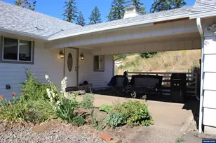 15881 SW Rock Creek Rd, Sheridan, OR 97378 - Photo 4