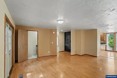 1530 Jamestown St SE, Salem, OR 97302 - Photo 12