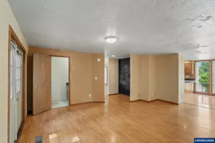 1530 Jamestown St SE, Salem, OR 97302 - Photo 12