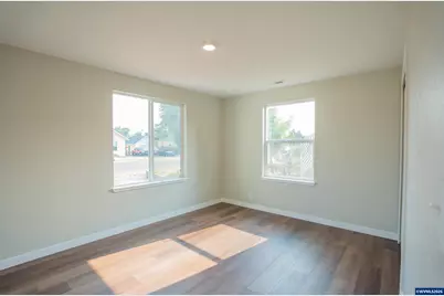 490 W A St, Lebanon, OR 97355 - Photo 20