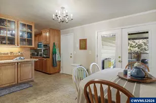 2215 NW Circle Bl, Corvallis, OR 97330 - Photo 12