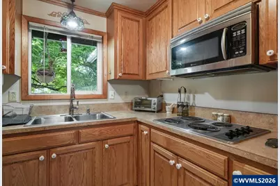 2215 NW Circle Bl, Corvallis, OR 97330 - Photo 10