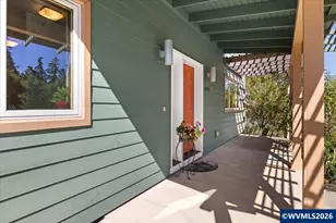 1884 John Muir Cir SE, Salem, OR 97302 - Photo 2