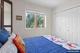 1884 John Muir Cir SE, Salem, OR 97302 - Photo 32