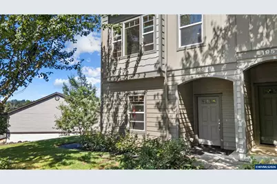 1941 Madras St SE, Salem, OR 97306 - Photo 2