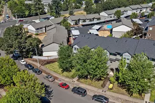 1941 Madras St SE, Salem, OR 97306 - Photo 40