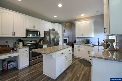 1588 Hallet Ct NW, Salem, OR 97304 - Photo 20
