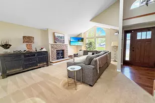 1040 SW Tall Oaks Dr, McMinnville, OR 97128 - Photo 8